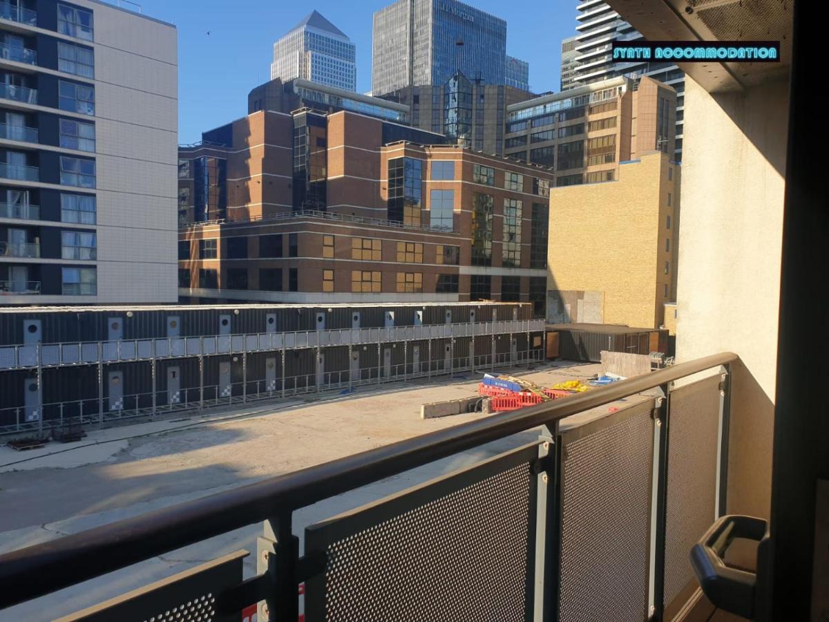 80S Retro 1Bed Studio Serviced Apartment Canary Wharf Perfect For Solo & Couple Travellers Londen Buitenkant foto